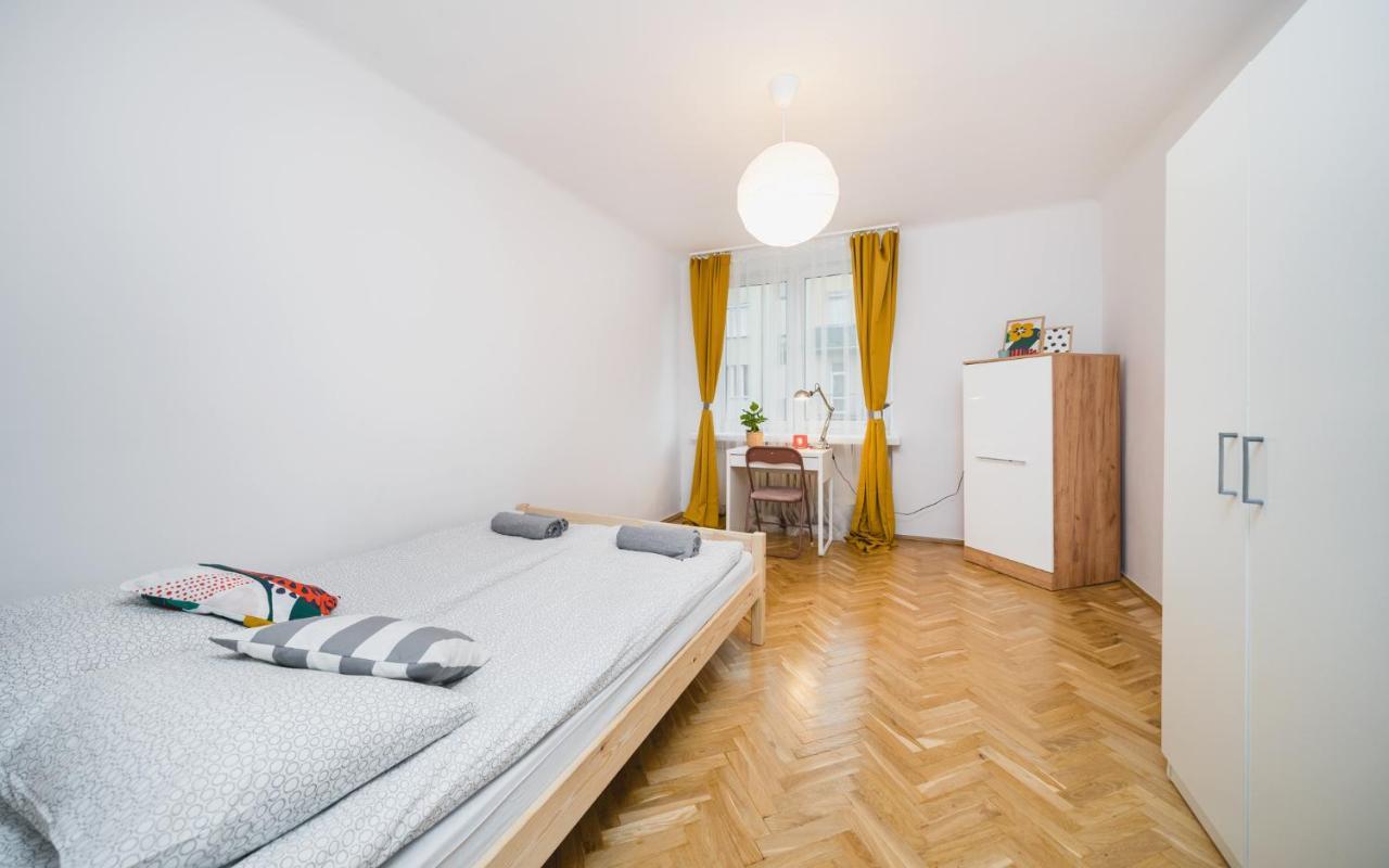 Sunshine Parkside Hideaway - 3 Bedroom - By Upstairs Cracovia Esterno foto