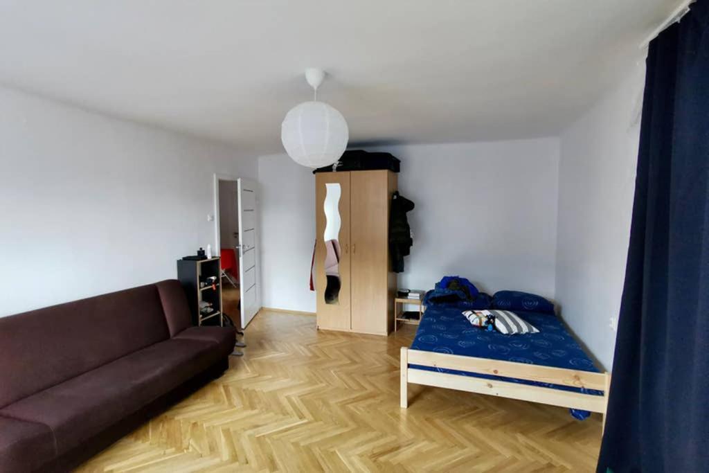Sunshine Parkside Hideaway - 3 Bedroom - By Upstairs Cracovia Esterno foto